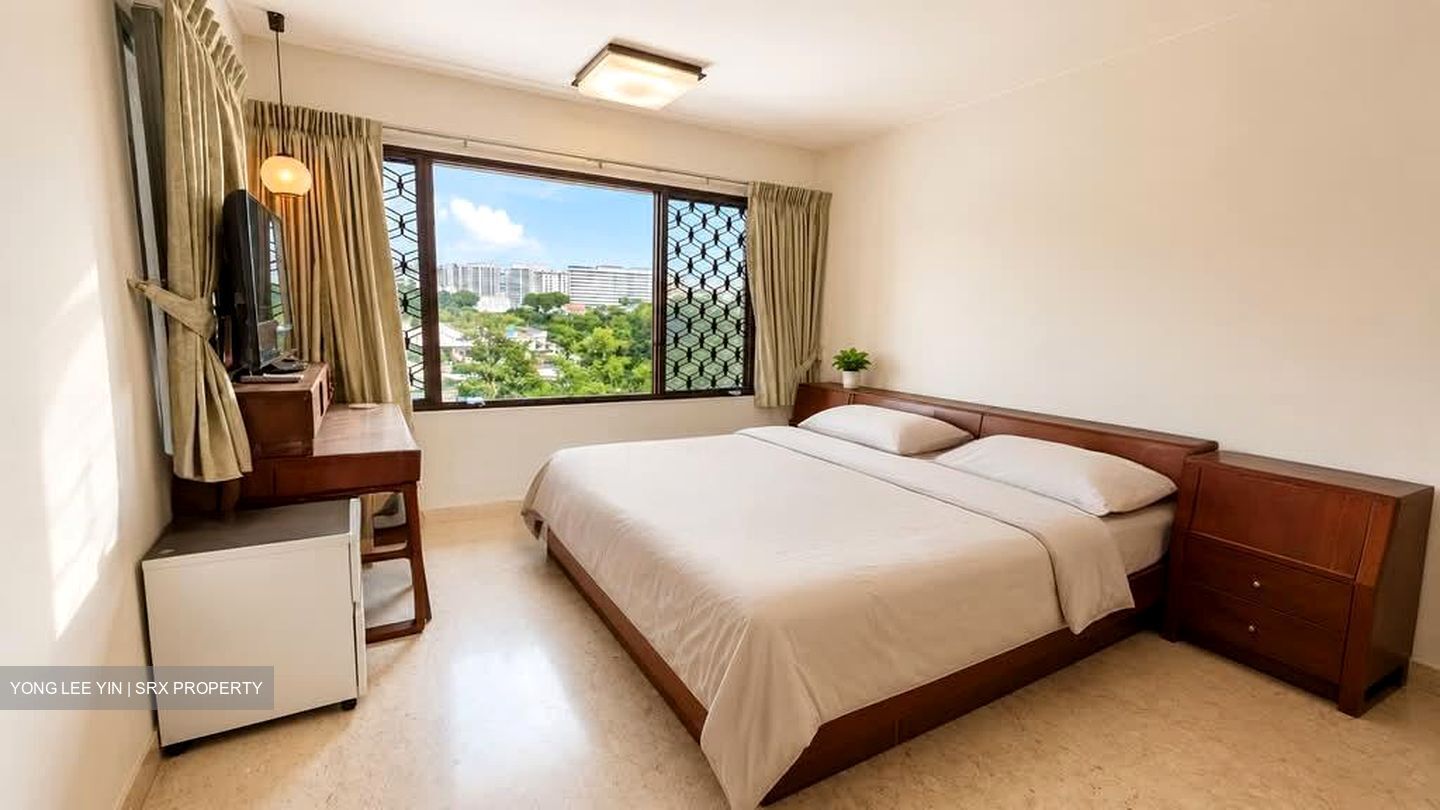 Blk 834 Hougang Central (Hougang), HDB Executive #588903301